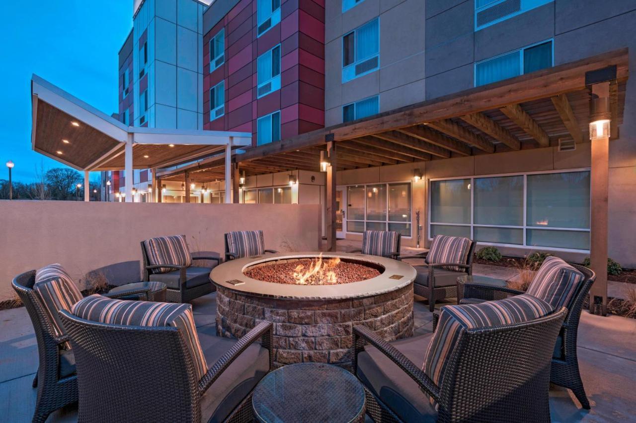 Towneplace Suites By Marriott Tacoma Лейквуд Екстер'єр фото