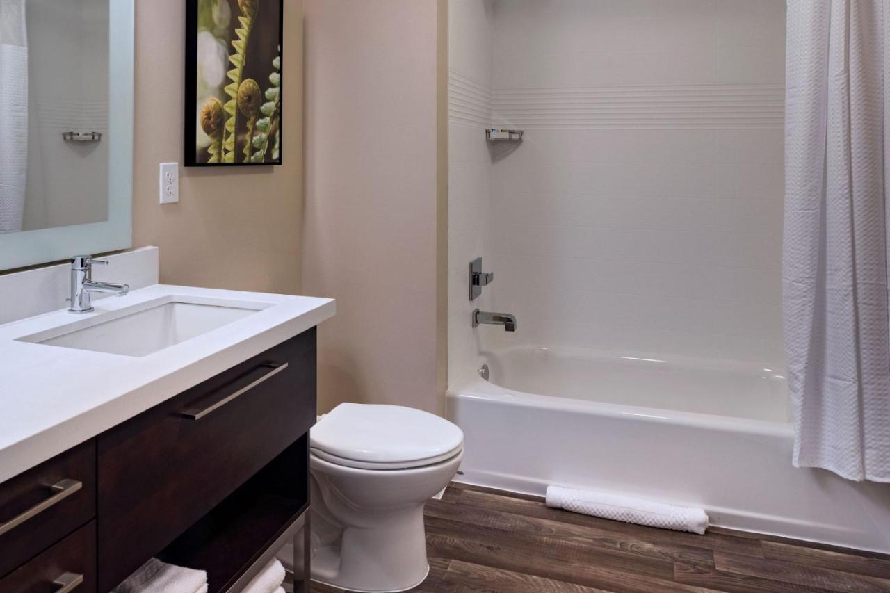 Towneplace Suites By Marriott Tacoma Лейквуд Екстер'єр фото