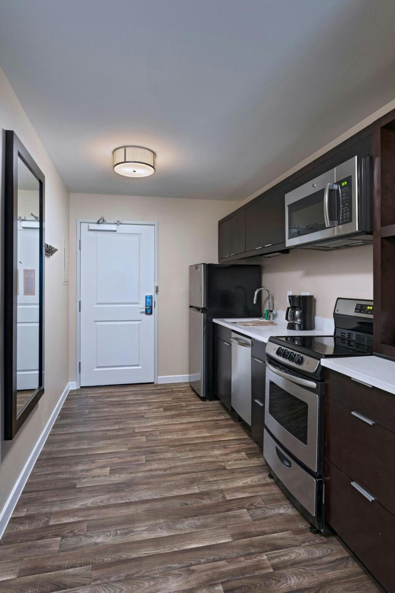 Towneplace Suites By Marriott Tacoma Лейквуд Екстер'єр фото