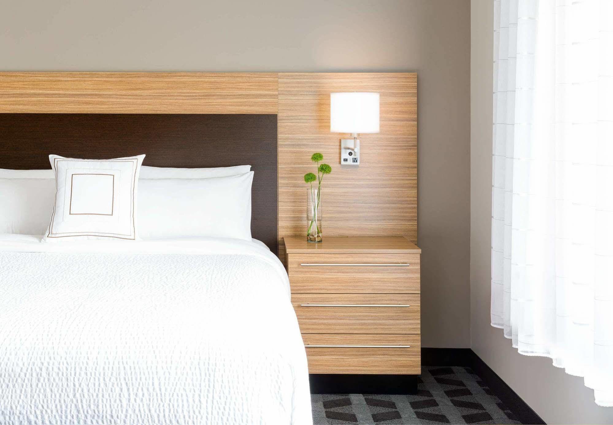 Towneplace Suites By Marriott Tacoma Лейквуд Екстер'єр фото