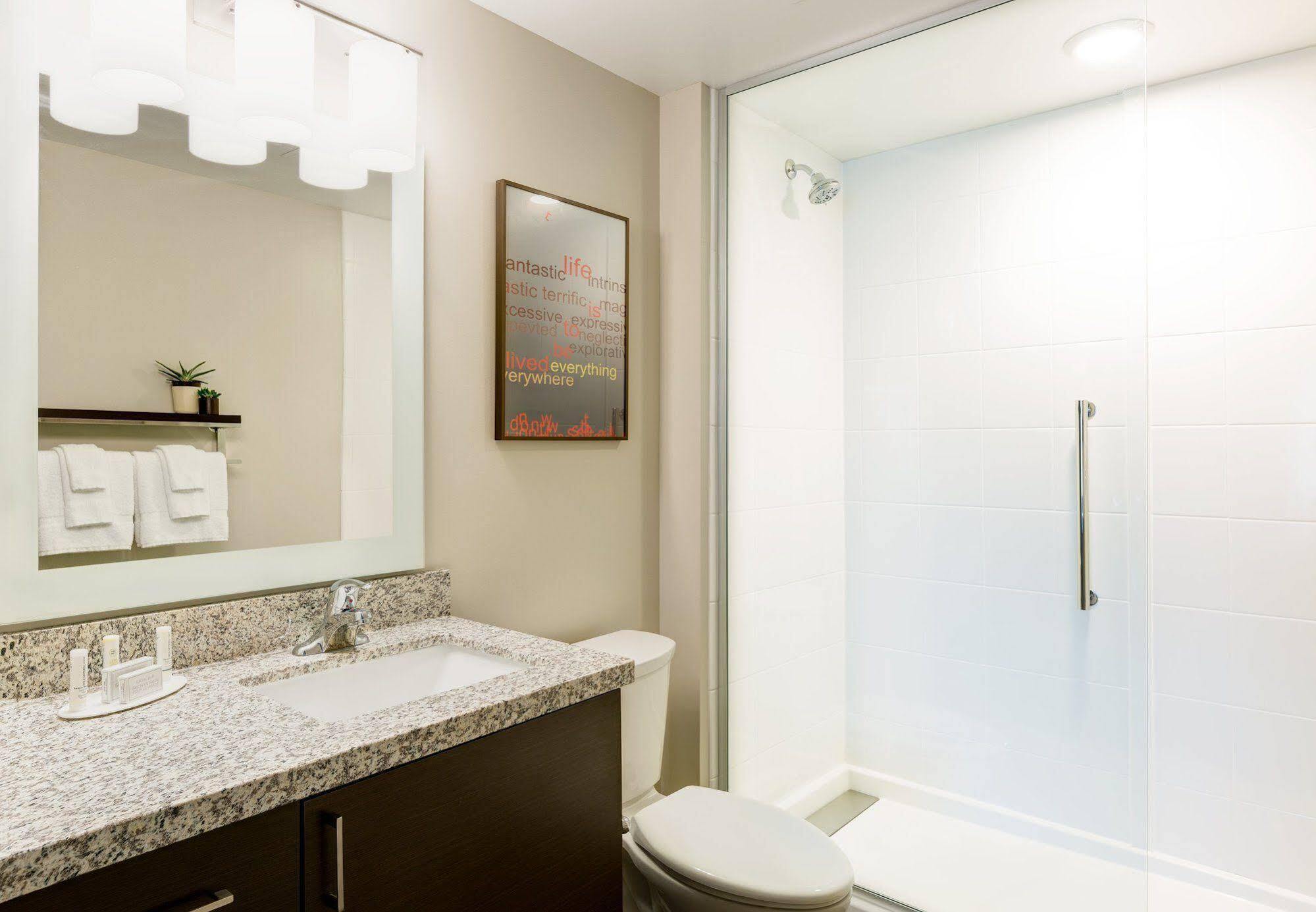 Towneplace Suites By Marriott Tacoma Лейквуд Екстер'єр фото